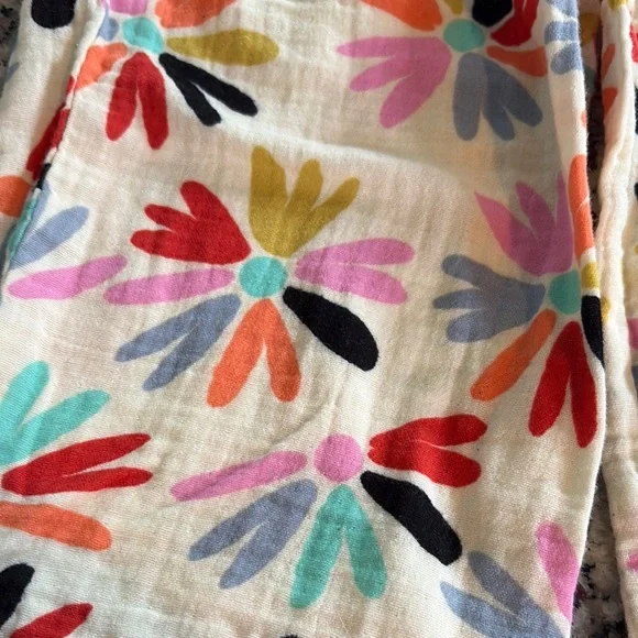 Hanna Andersson Floral Outfit Set - Picture 7 of 7